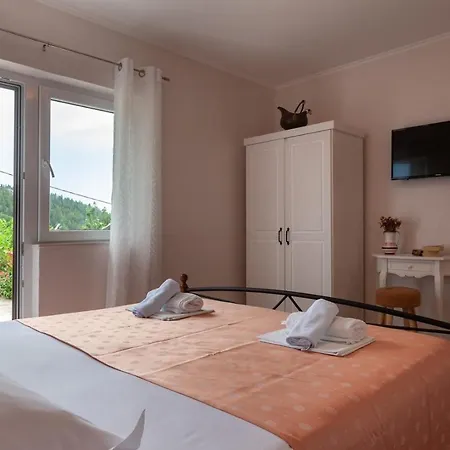 Beloved Near Baska Voda, Private Pool Villa